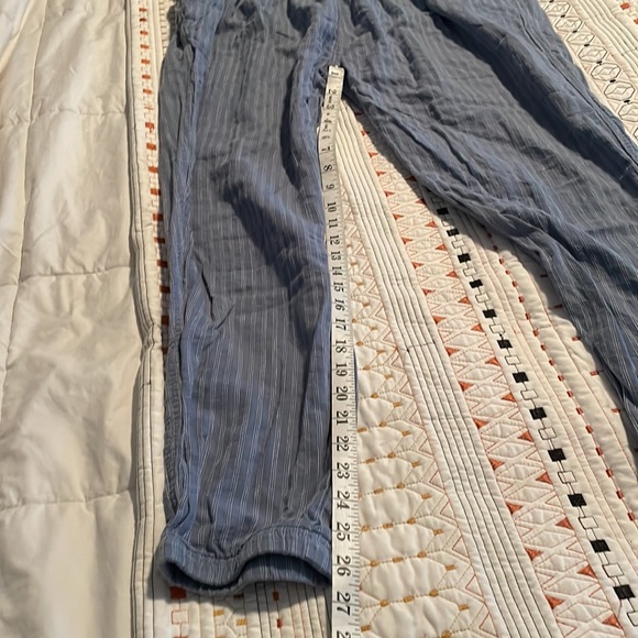Patagonia, blue and white striped cotton pants size large - Picture 8 of 8